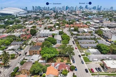 1873 NW Flagler Terrace Miami FL 33125