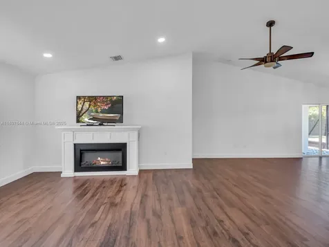17654 SW 5th Court Pembroke Pines FL 33029