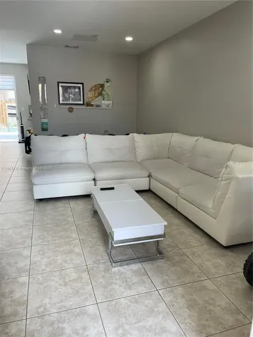 11921 SW 153rd Place Miami FL 33196