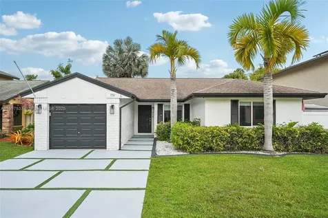 731 Briarwood Terrace Davie FL 33325