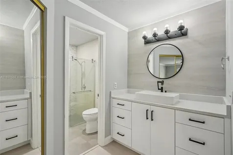 731 Briarwood Terrace Davie FL 33325