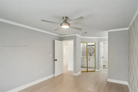 731 Briarwood Terrace Davie FL 33325