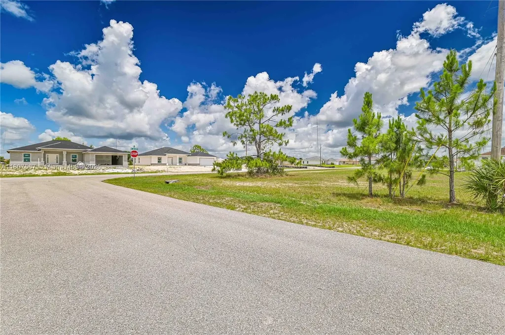 1104 NE 40th Street Other City - In The State Of Florida FL 33914