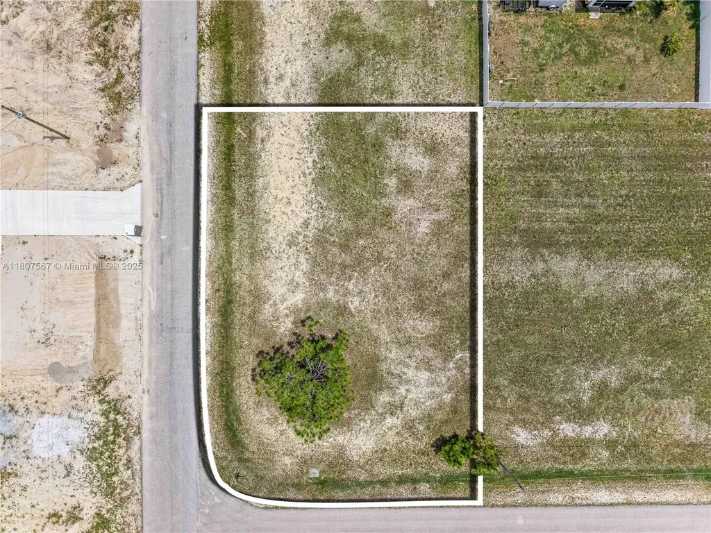 1104 NE 40th Street Other City - In The State Of Florida FL 33914