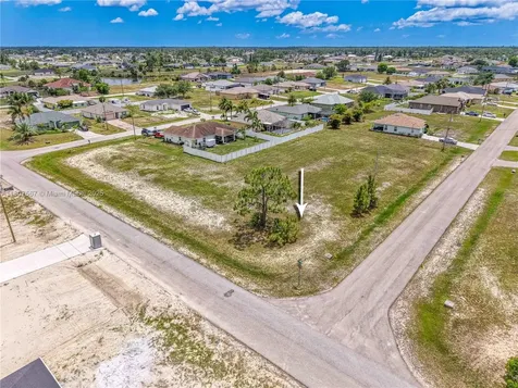 1104 NE 40th Street Other City - In The State Of Florida FL 33914