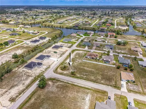 1104 NE 40th Street Other City - In The State Of Florida FL 33914
