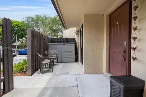131 SW 97th Avenue Pembroke Pines FL 33025