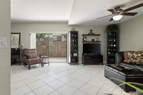 131 SW 97th Avenue Pembroke Pines FL 33025