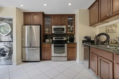 131 SW 97th Avenue Pembroke Pines FL 33025