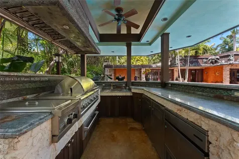 5725 N Bayshore Drive Miami FL 33137
