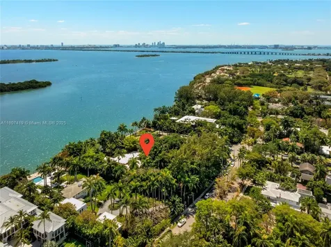 5725 N Bayshore Drive Miami FL 33137
