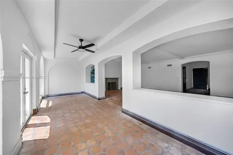 5757 Alton Road Miami Beach FL 33140