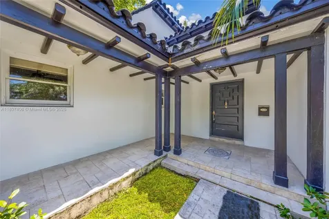 5757 Alton Road Miami Beach FL 33140