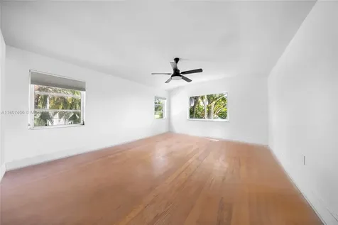 5757 Alton Road Miami Beach FL 33140