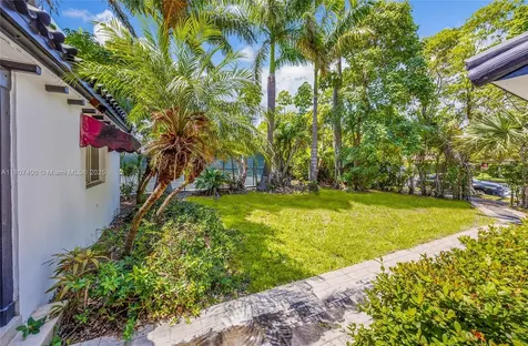 5757 Alton Road Miami Beach FL 33140