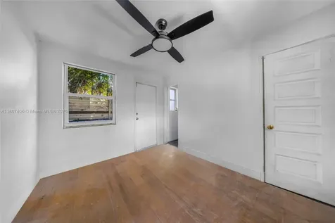 5757 Alton Road Miami Beach FL 33140