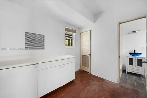 5757 Alton Road Miami Beach FL 33140