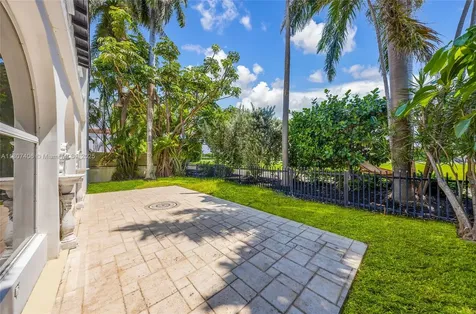 5757 Alton Road Miami Beach FL 33140