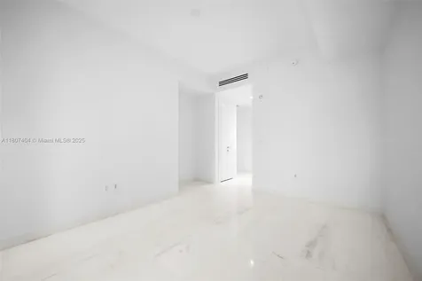300 Biscayne Boulevard Way Miami FL 33131