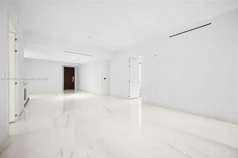 300 Biscayne Boulevard Way Miami FL 33131