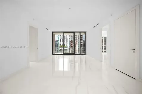 300 Biscayne Boulevard Way Miami FL 33131