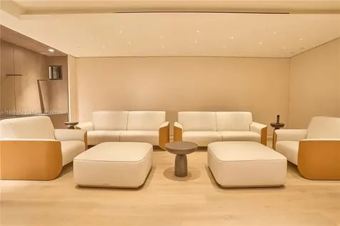 300 Biscayne Boulevard Way Miami FL 33131