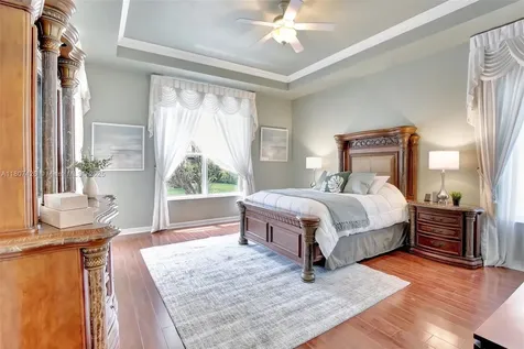 4779 Tropicana Avenue Cooper City FL 33330