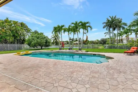 4779 Tropicana Avenue Cooper City FL 33330