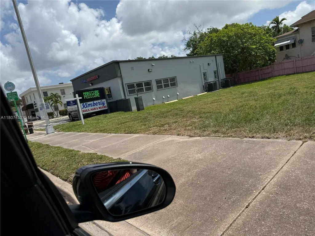 1953 SW 27th Avenue Miami FL 33145