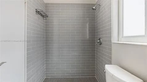15 W 55th Street Hialeah FL 33012