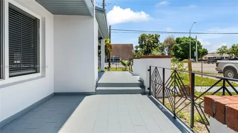 15 W 55th Street Hialeah FL 33012
