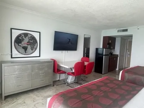 19201 Collins Avenue Sunny Isles Beach FL 33160
