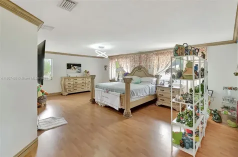 8360 NW 159th Terrace Miami Lakes FL 33016