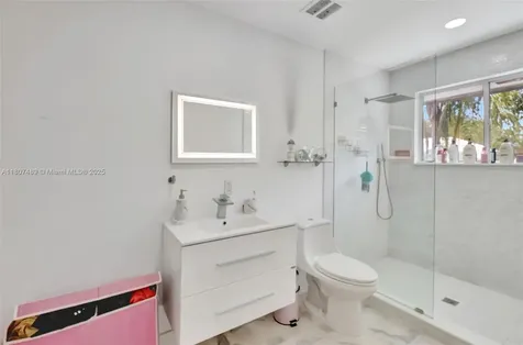 8360 NW 159th Terrace Miami Lakes FL 33016