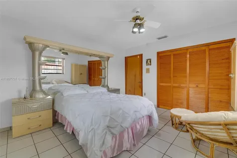 1500 71st Street Miami Beach FL 33141