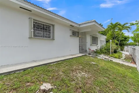 1500 71st Street Miami Beach FL 33141