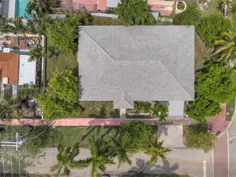 1500 71st Street Miami Beach FL 33141