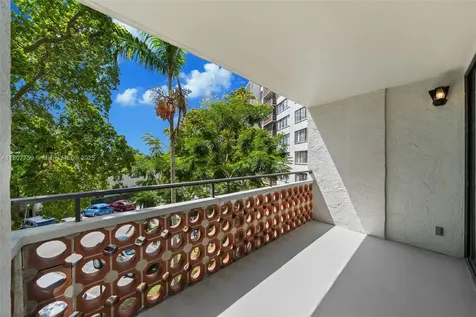4222 Inverrary Boulevard Lauderhill FL 33319