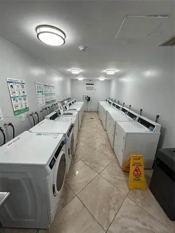 4222 Inverrary Boulevard Lauderhill FL 33319