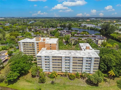 3301 Spanish Moss Terrace Lauderhill FL 33319