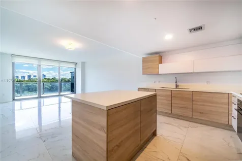 16385 Biscayne Boulevard North Miami Beach FL 33160