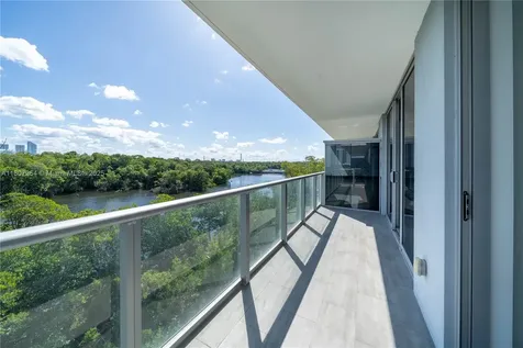 16385 Biscayne Boulevard North Miami Beach FL 33160