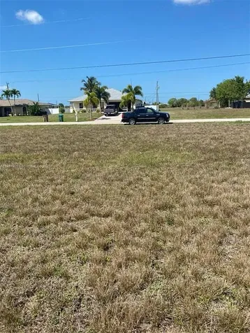 1608 NW 8th Place Cape Coral FL 33993
