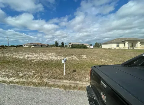 1608 NW 8th Place Cape Coral FL 33993