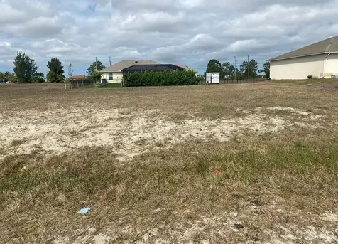 1608 NW 8th Place Cape Coral FL 33993