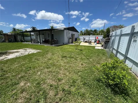 14581 Jackson Street Miami FL 33176