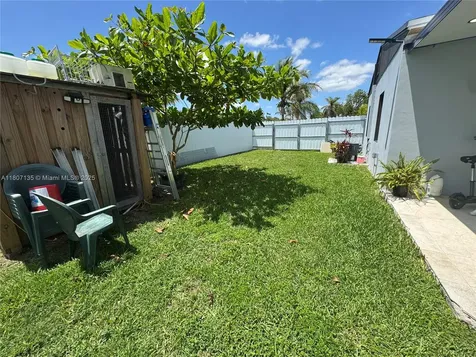 14581 Jackson Street Miami FL 33176