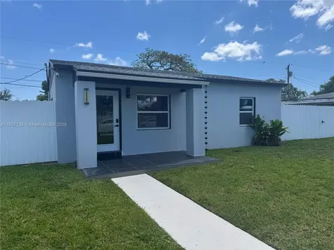 14581 Jackson Street Miami FL 33176
