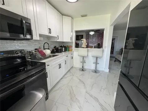 14581 Jackson Street Miami FL 33176
