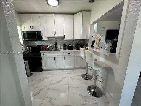 14581 Jackson Street Miami FL 33176